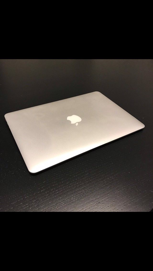 MacBook Air 13, kjøpt høst 2014 .Nytt batteri og lader.Pen MacBook Air 13, kjøpt høst 2014 .Nytt batteri og lader.Pen