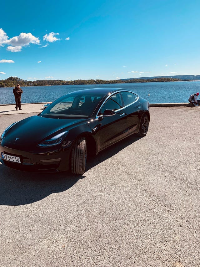 5YJ3E7EBXKF262355 2019 TESLA MODEL 3-1