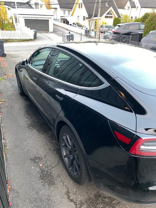 5YJ3E7EBXKF262355 2019 TESLA MODEL 3-5