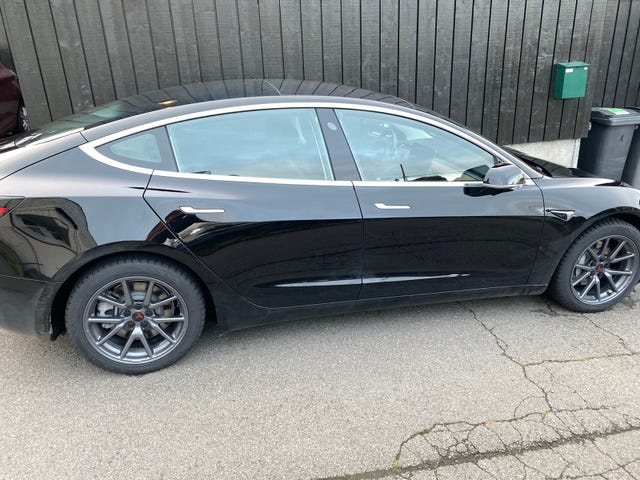 5YJ3E7EBXKF262355 2019 TESLA MODEL 3-3