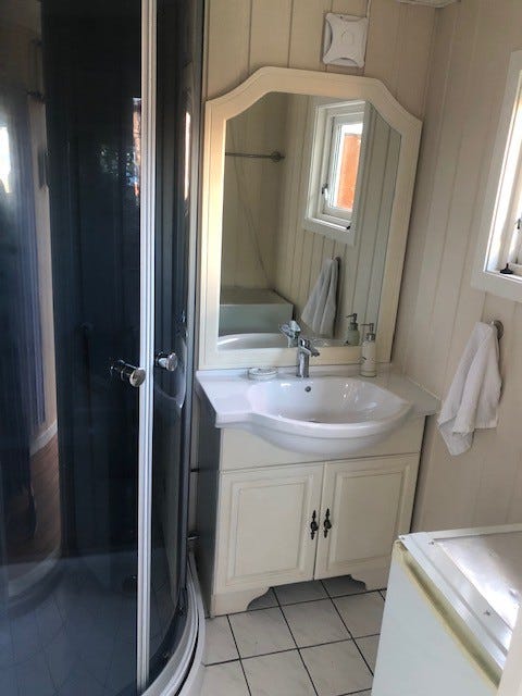 Bad anneks ( ikke toalett ) Galleribilde