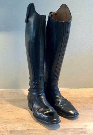 De Niro dressur ridestøvler str. 3940 | FINN.no De Niro dressur ridestøvler str. 3940 | FINN.no