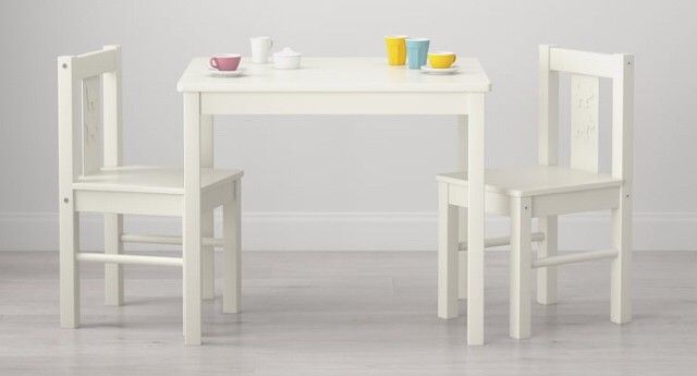 Barnebord og to stoler (Kritter fra IKEA) selges. | FINN.no Barnebord med stol | FINN.no