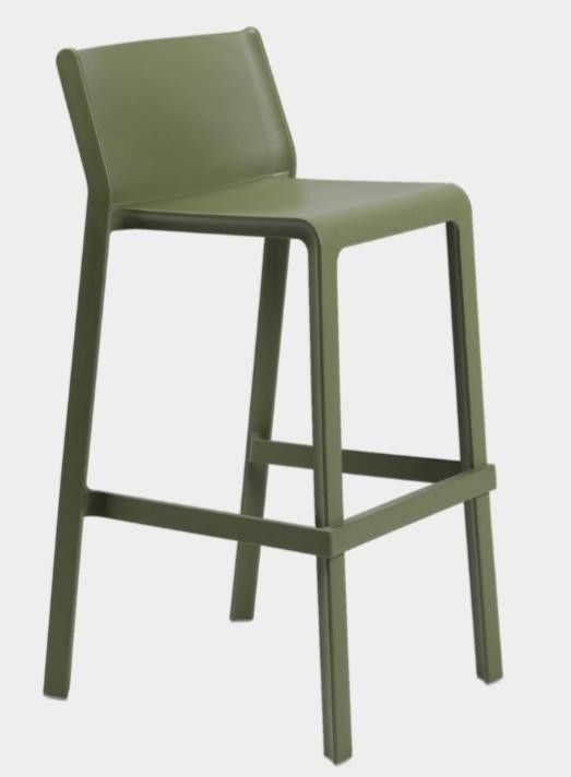 2 barstoler, italiensk design, nye | FINN.no 2 nye loungestoler | FINN.no