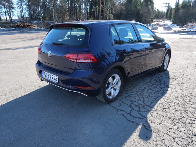 WVWZZZAUZJW906115 2018 VOLKSWAGEN GOLF-4