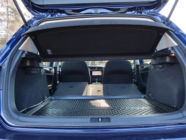 2018 VOLKSWAGEN GOLF - 16