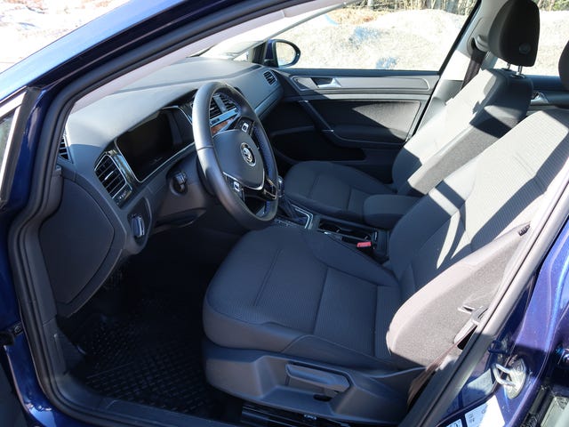 2018 VOLKSWAGEN GOLF - 11