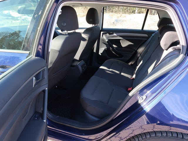 2018 VOLKSWAGEN GOLF - 10