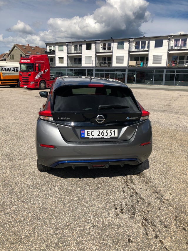 SJNFAAZE1U0079130 2019 NISSAN LEAF-2