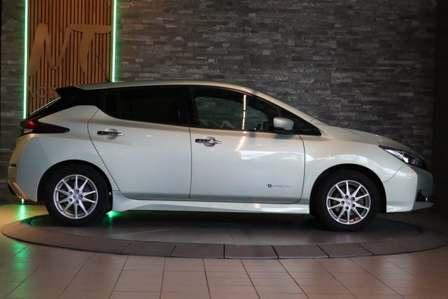 SJNFAAZE1U0011719 2018 NISSAN LEAF-4