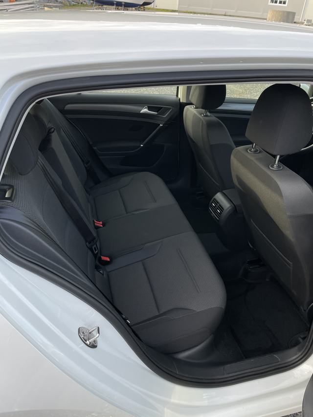2018 VOLKSWAGEN GOLF - 19
