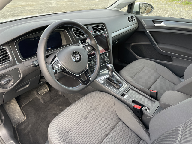 2018 VOLKSWAGEN GOLF - 10