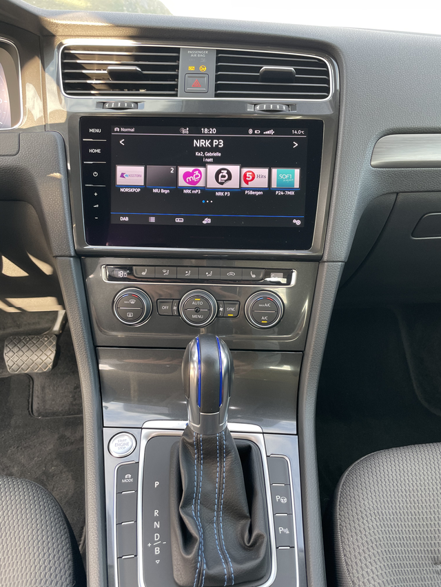 2018 VOLKSWAGEN GOLF - 12