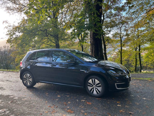 WVWZZZAUZJW906128 2018 VOLKSWAGEN GOLF-2