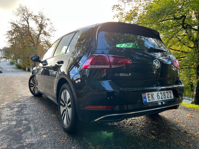 WVWZZZAUZJW906128 2018 VOLKSWAGEN GOLF-4