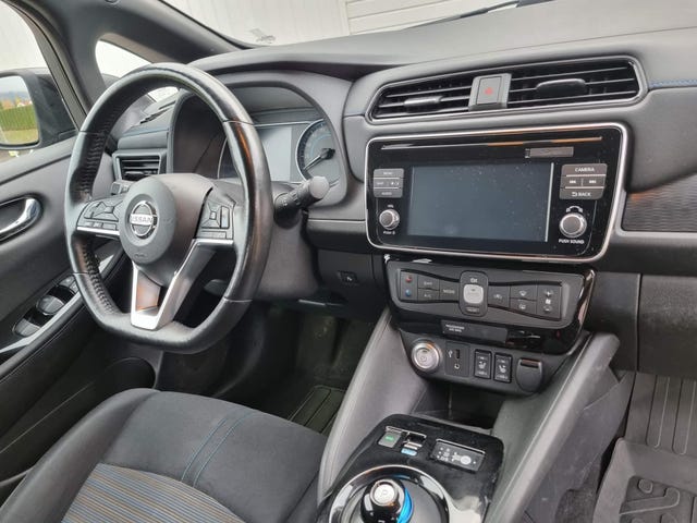 2018 NISSAN LEAF - 12