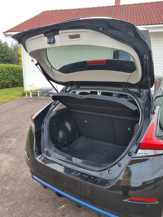 2018 NISSAN LEAF - 24