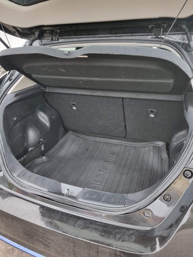 2018 NISSAN LEAF - 22