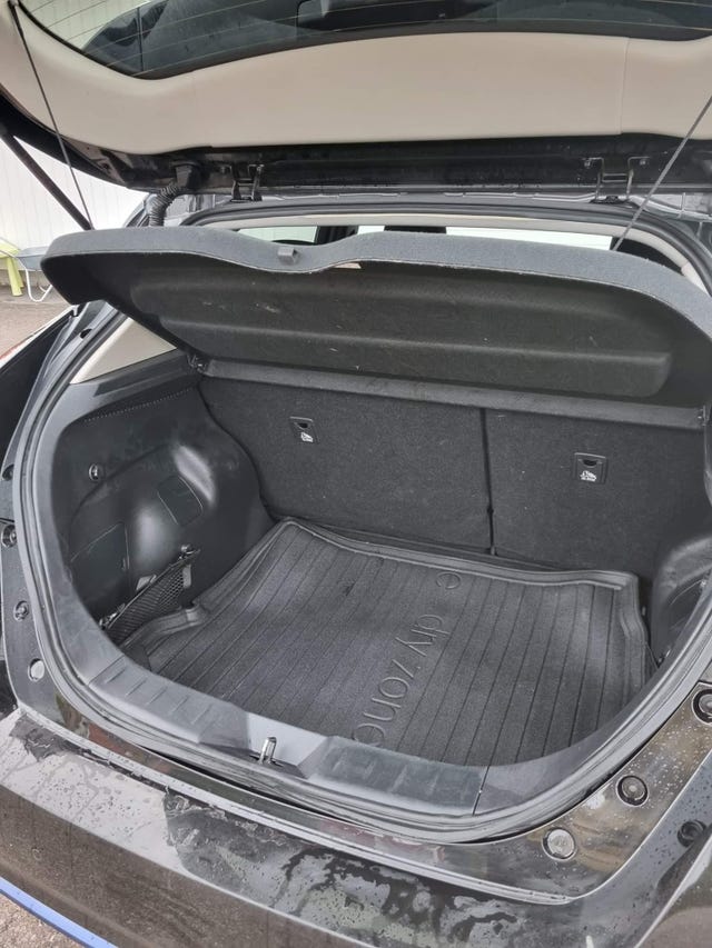 2018 NISSAN LEAF - 23