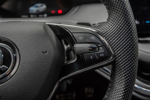 2021 SKODA ENYAQ - 23