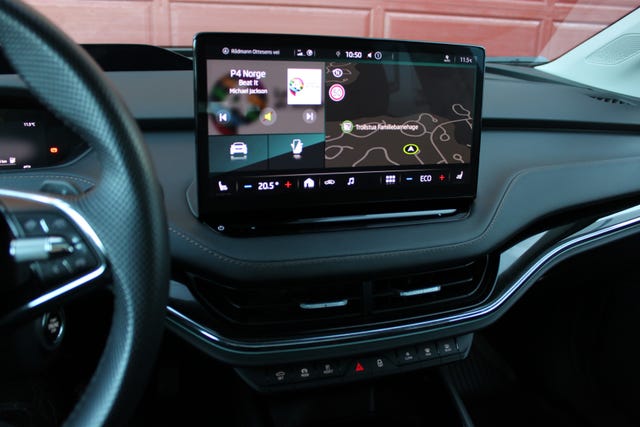 2021 SKODA ENYAQ - 29