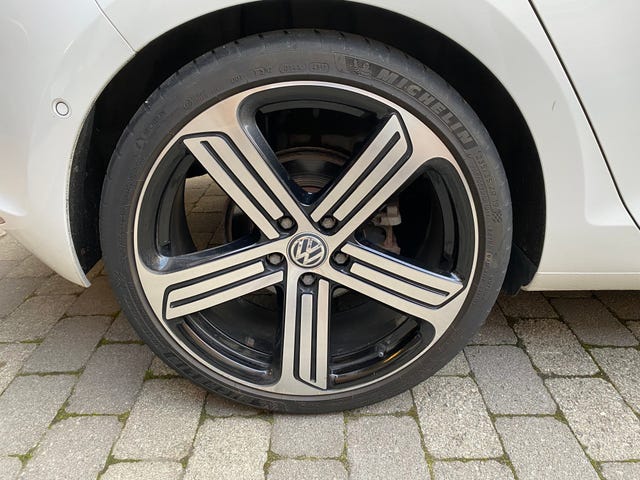 2015 VOLKSWAGEN GOLF - 16