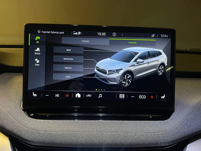2021 SKODA ENYAQ - 21