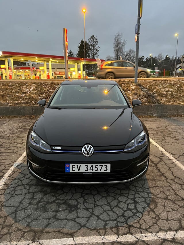 2019 VOLKSWAGEN GOLF - 25