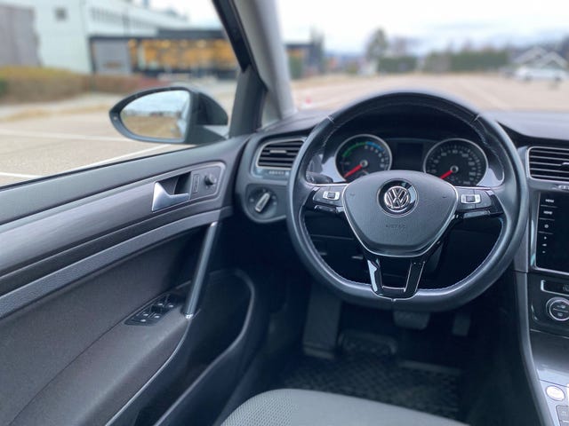2019 VOLKSWAGEN GOLF - 15