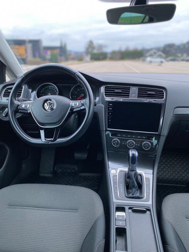 2019 VOLKSWAGEN GOLF - 14
