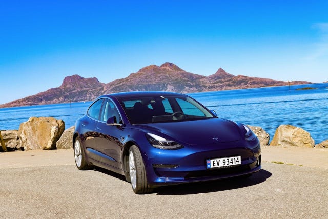5YJ3E7EB6KF335415 2019 TESLA MODEL 3-0