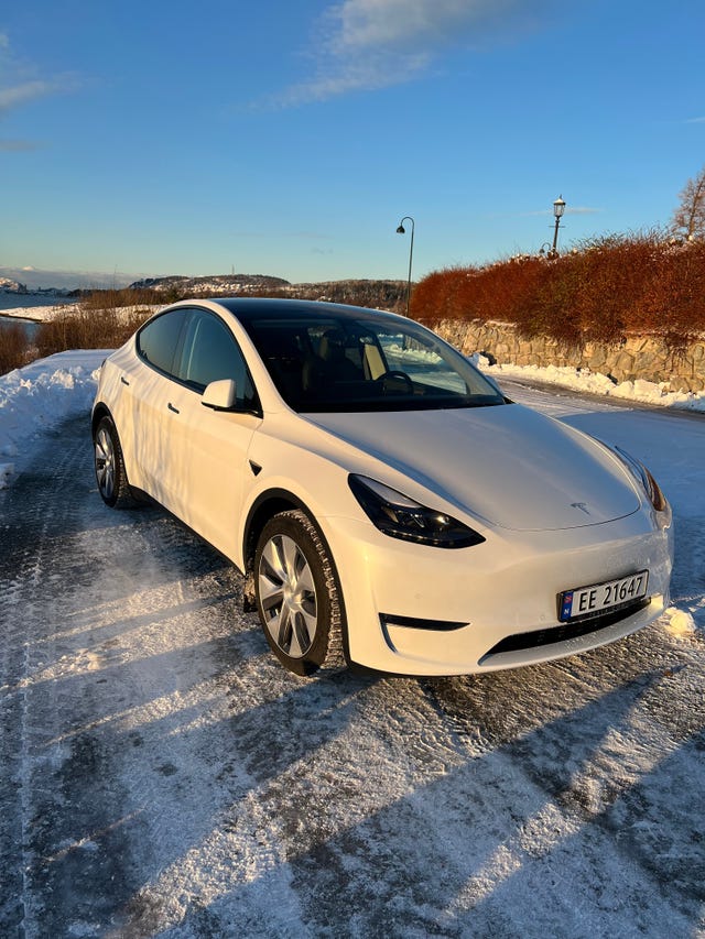 LRWYGCEK2NC342966 2022 TESLA MODEL Y-4