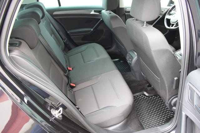 2019 VOLKSWAGEN GOLF - 11