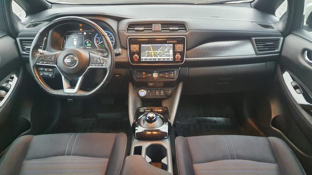 2018 NISSAN LEAF - 9