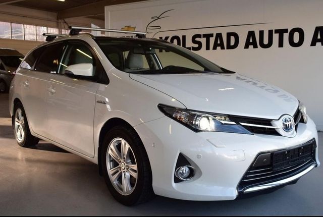 2014 TOYOTA AURIS - 2