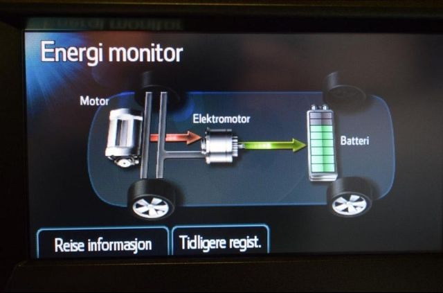 2014 TOYOTA AURIS - 15