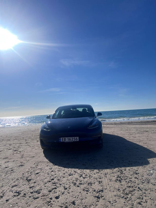 5YJ3E7EA6KF376537 2019 TESLA MODEL 3-2