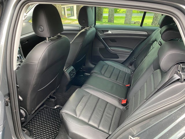 2019 VOLKSWAGEN GOLF - 9
