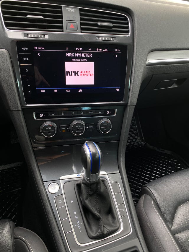 2019 VOLKSWAGEN GOLF - 11