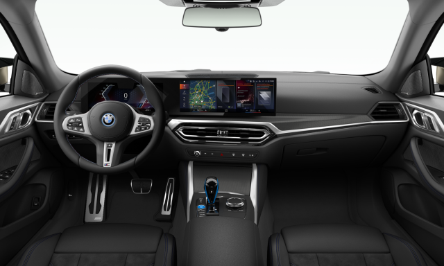 null 2022 BMW I4 M50-4