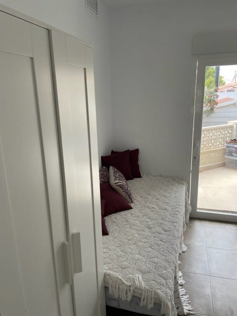 Soverom A1 m/enkeltseng og utgang til egen terrasse Galleribilde