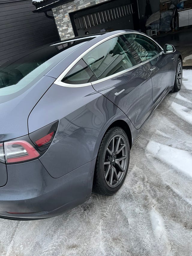 2019 TESLA MODEL 3 - 28
