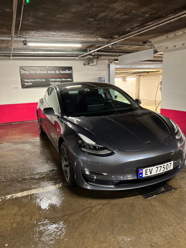 5YJ3E7EB3KF316322 2019 TESLA MODEL 3-5