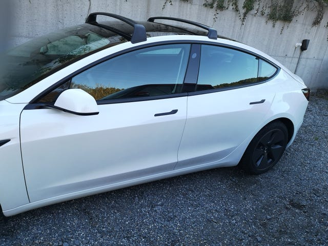 5YJ3E7EB9MF833546 2021 TESLA MODEL 3-2