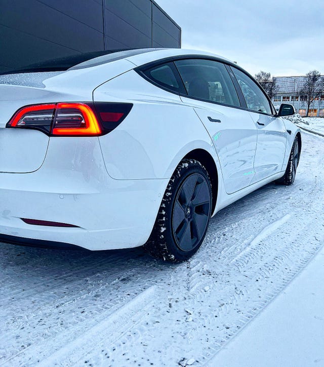 LRW3E7FR3NC482317 2022 TESLA MODEL 3-3