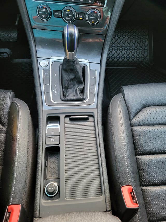 2018 VOLKSWAGEN GOLF - 29