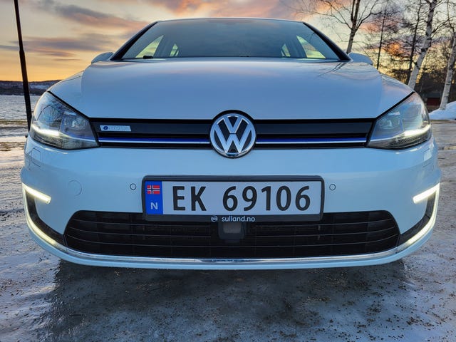 2018 VOLKSWAGEN GOLF - 16