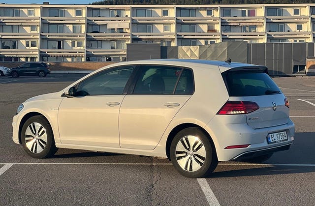 WVWZZZAUZH8950205 2018 VOLKSWAGEN GOLF-5