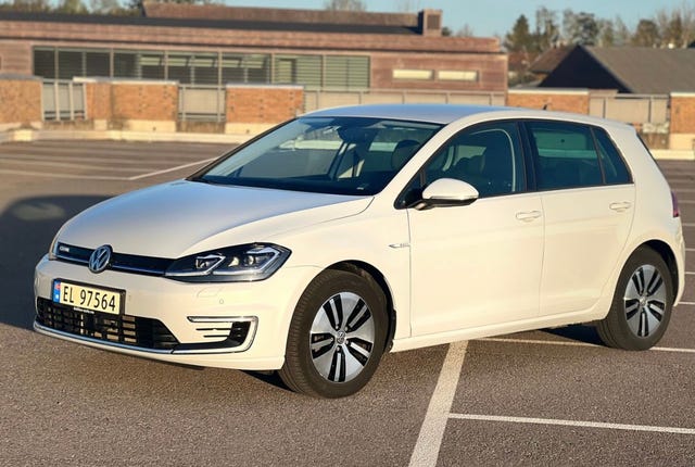 WVWZZZAUZH8950205 2018 VOLKSWAGEN GOLF-1