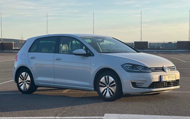 WVWZZZAUZH8950205 2018 VOLKSWAGEN GOLF-3